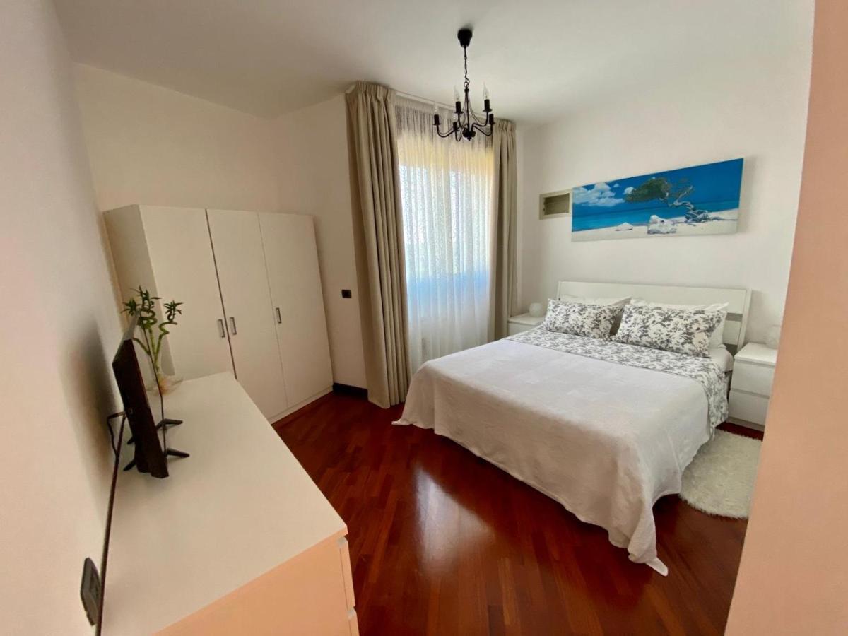 Ostium Sea Star Hotel Lido di Ostia Bagian luar foto